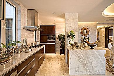 《破晓传说》阿尔芬角色预告公布 男主剑技华丽！